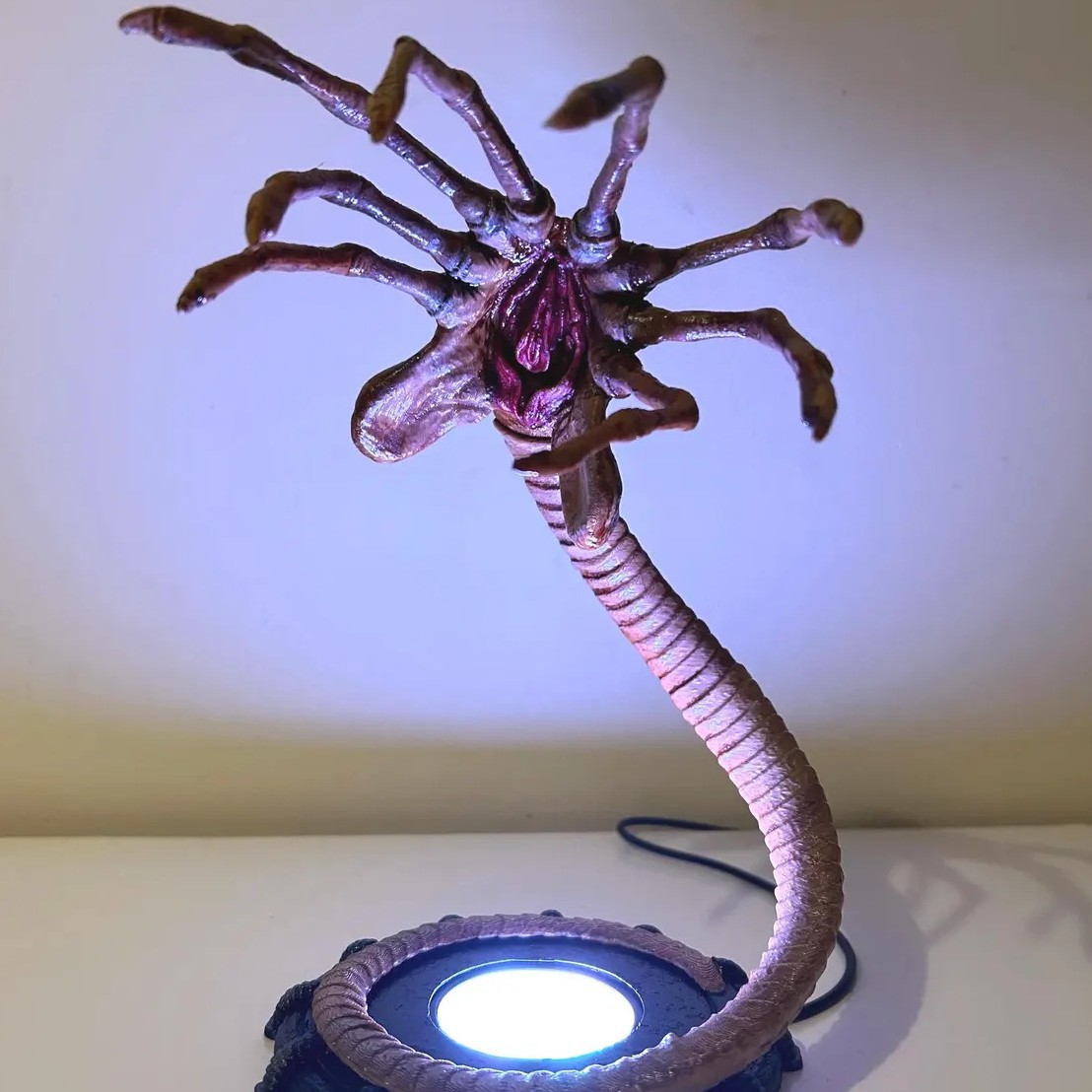 Alien Facehugger Lamp Nachtlam - Lighting Decor For Home recensie en prijs